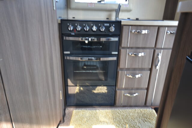2015 Auto-Sleeper Broadway